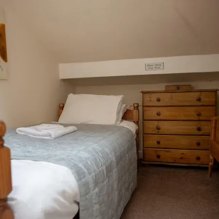 Bracken Crag * Bowness-on-Windermere